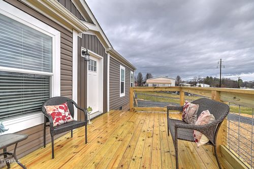 4100 Weaver Pike, Bluff City, TN, 37618-2031 | Card Image