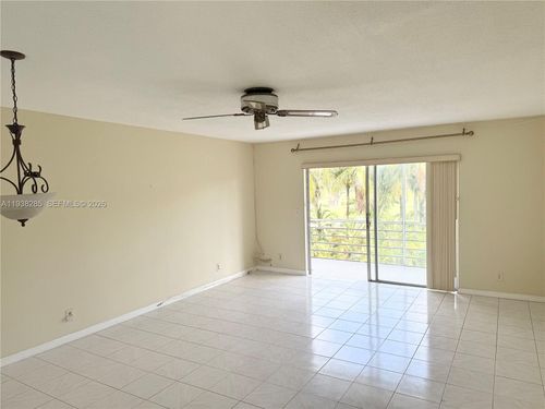 apt-404-300 Ne 14th Ave, Hallandale Beach, FL, 33009-7434 | Card Image