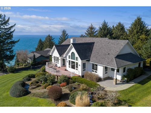 90955 Southview Ln, Florence, OR, 97439-8658 | Card Image