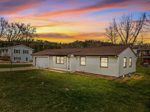 1310 W Circle Drive, Sparta, WI, 54656 | Card Image