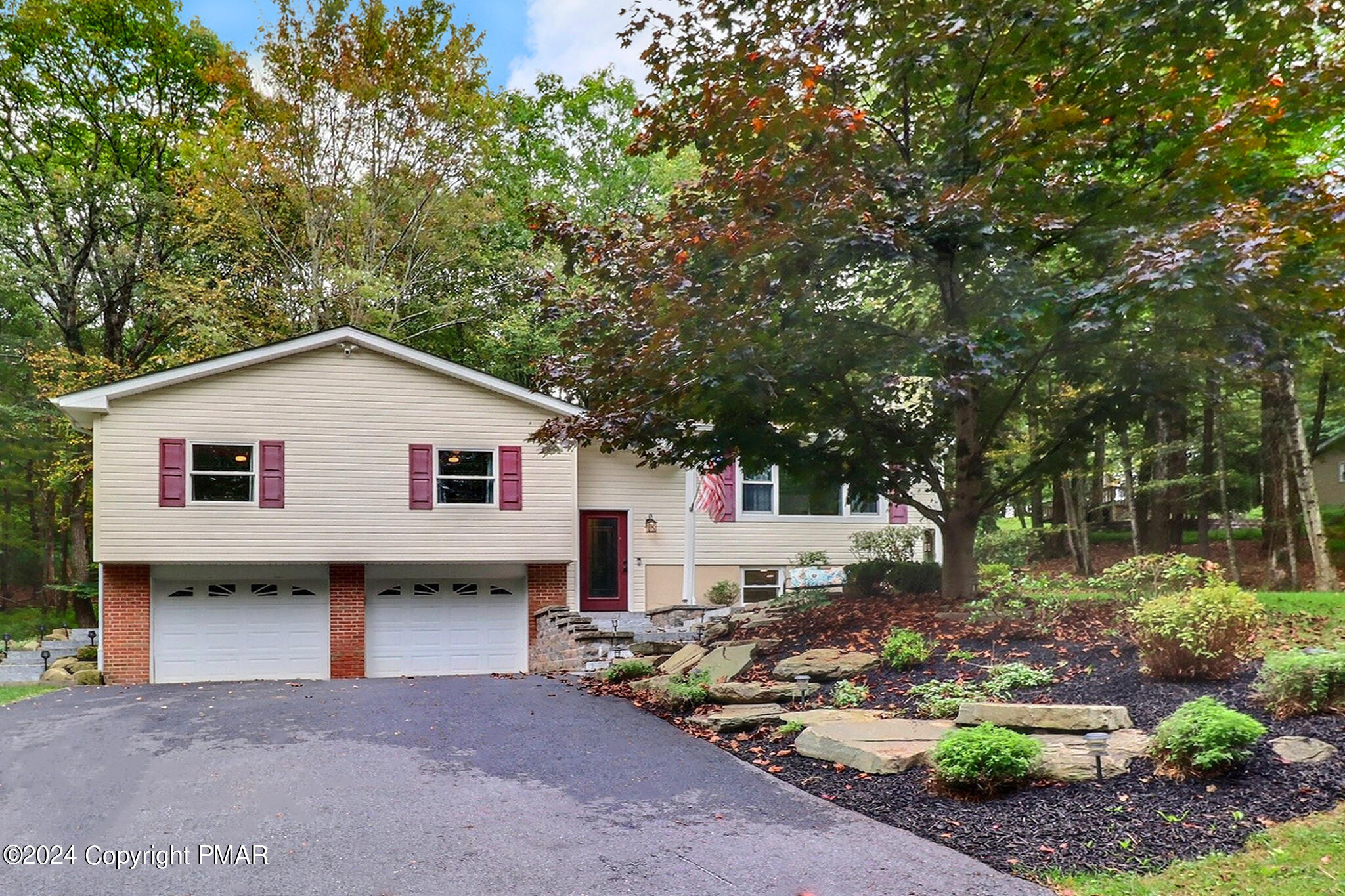 Sugar Hill Rd, Saylorsburg, PA 18353