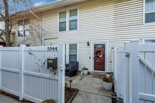 5944 S Sultan Cir, Murray, UT, 84107-6930 | Card Image