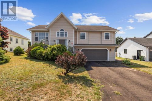 19 Horseshoe Blvd, Charlottetown, PE, C1C1R6 | Card Image
