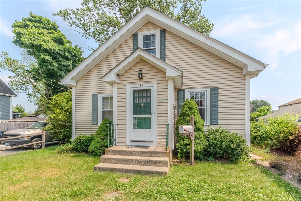 Doane St, Cranston, RI 02910