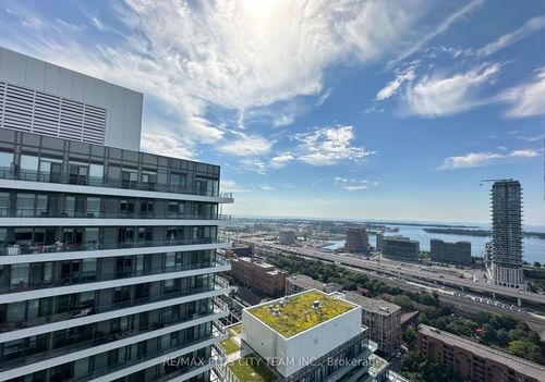 lph2923-135 Lower Sherbourne St, Toronto, ON, M5A1Y4 | Card Image