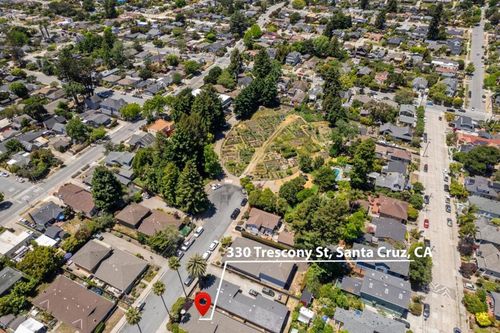 330 Trescony St, Santa Cruz, CA, 95060-4753 | Card Image