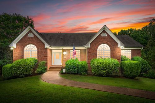 2386 Pleasant View Rd, Pleasant View, TN, 37146-7015 | Card Image