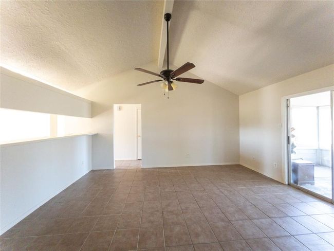 2907 Helmsley Dr, House other with 4 bedrooms, 2 bathrooms and null parking in Pearland TX | Image 10