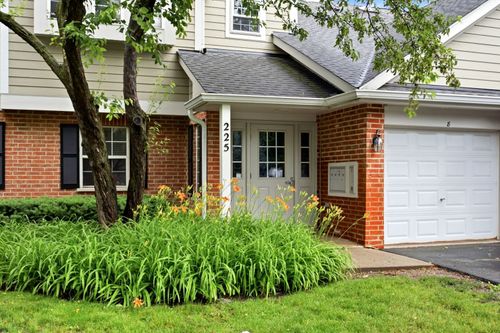 5-225 Columbia Ct, Schaumburg, IL, 60193-5335 | Card Image