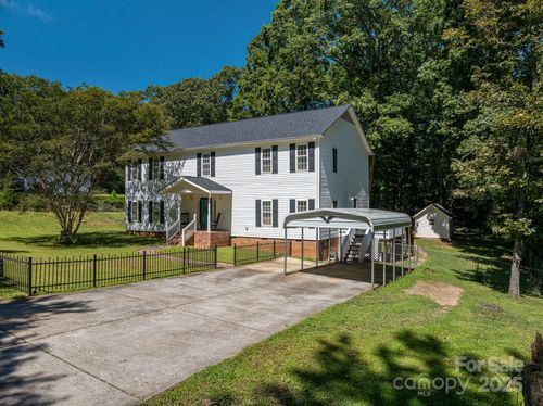 707 East Dr, Cherryville, NC, 28021-2343 | Card Image
