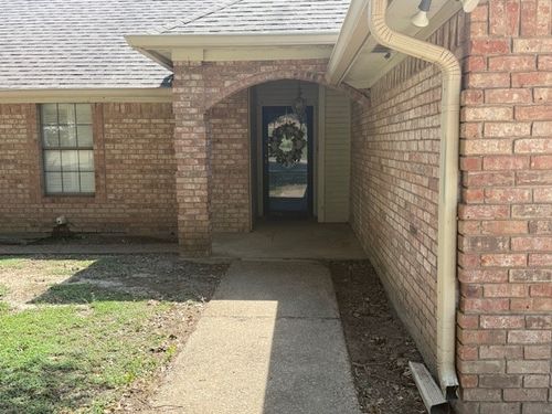 72 Delmore Dr, Hillsboro, TX, 76645-2357 | Card Image