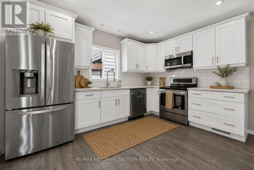 625 Union St, Peterborough, ON, K9H3V4 | Card Image