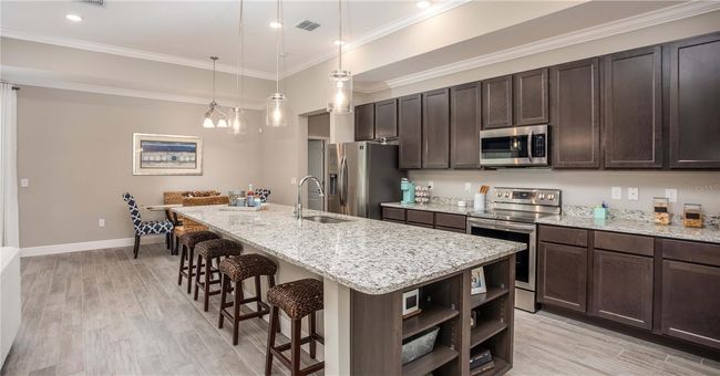 Model home - actual features may vary. | Image 5