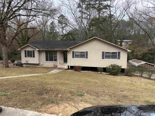 2212 5th Way Cir Nw, CENTER POINT, AL, 35215-3204 | Card Image