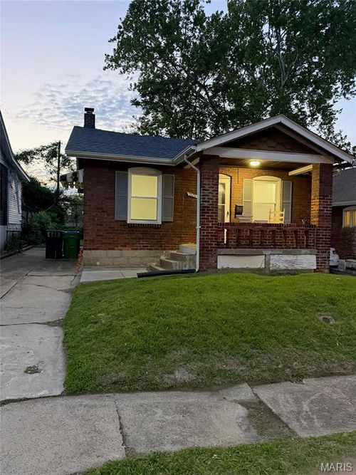 2123 69th Street, St Louis, MO, 63121 | Card Image