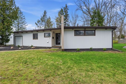 321 Brookview Drive, Irondequoit, NY, 14617 | Card Image