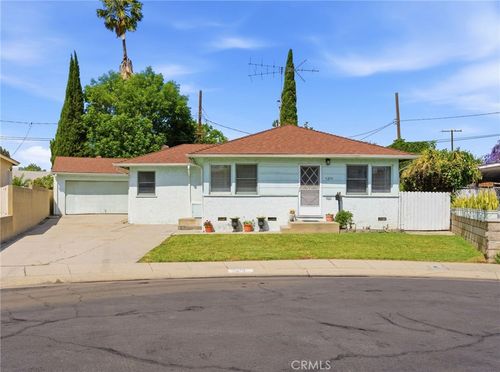 5219 Gundry Avenue, Long Beach, CA, 90805 | Card Image