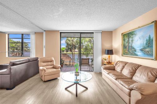 apt-207-1101 Colony Point Cir, Pembroke Pines, FL, 33026-2901 | Card Image