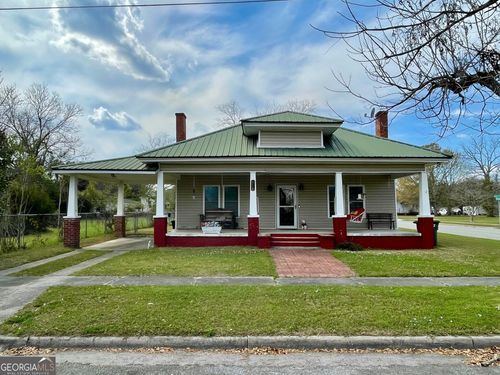 297 N Rountree St, Metter, GA, 30439-4021 | Card Image