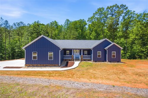 912 Watercrest Rd, West Union, SC, 29696-3640 | Card Image