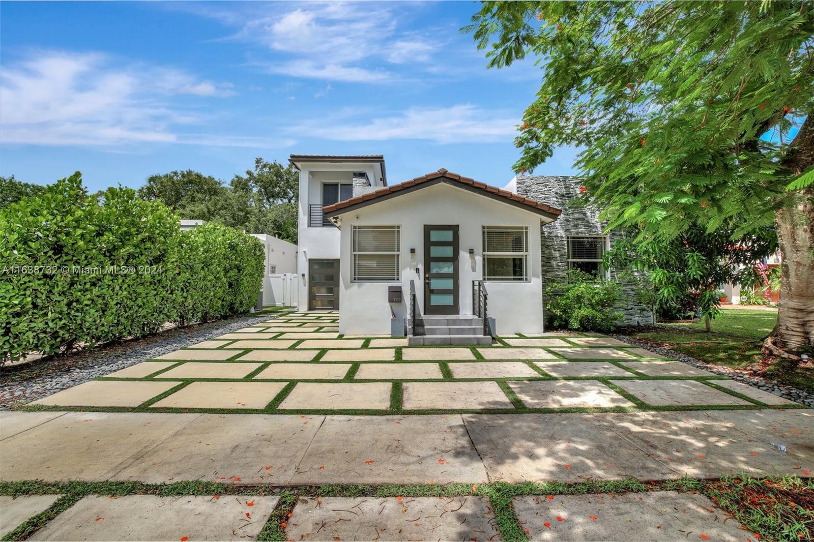18th Ct, Fort Lauderdale, FL 33315