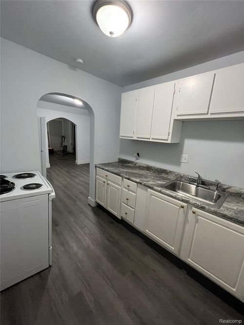 4266 12th St, Ecorse, MI, 48229-1226 | Card Image