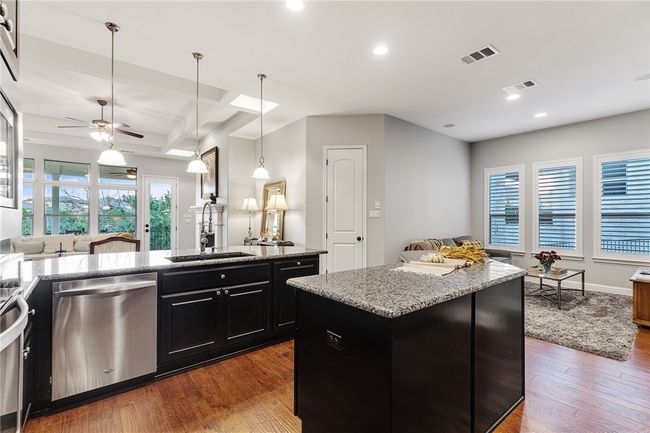 201 Glenfiddich Ln, House other with 4 bedrooms, 3 bathrooms and 4 parking in Lakeway TX | Image 11