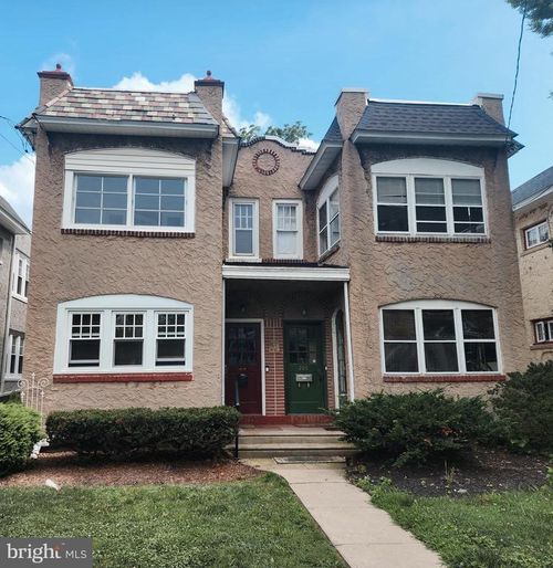 208 W Wayne Ave, WAYNE, PA, 19087-3918 | Card Image