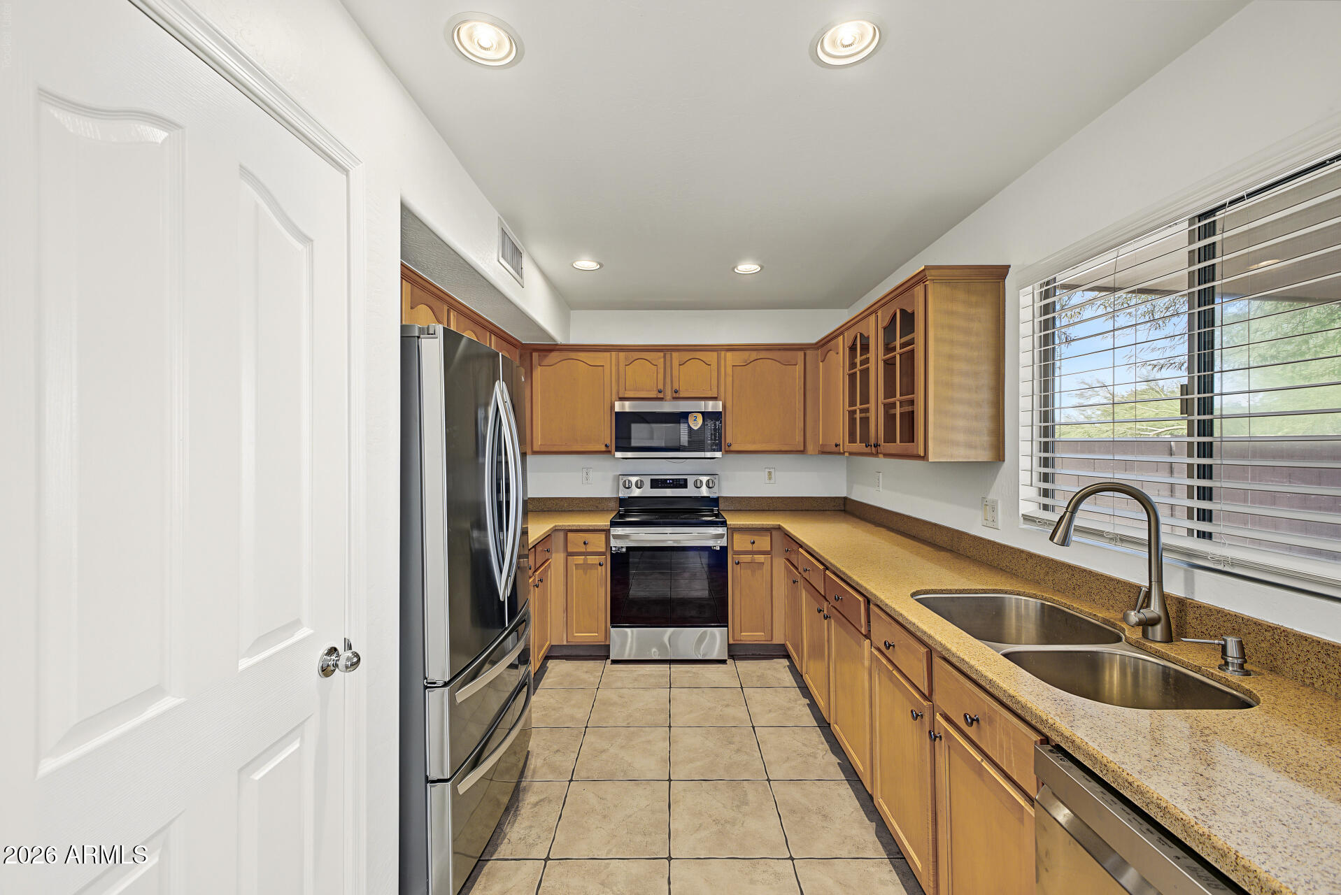 Residential Lease in Avondale 4