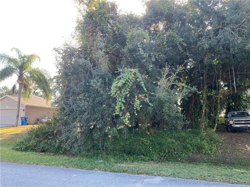 376 Ainsley St Se, Palm Bay, FL, 32909-8579 | Card Image