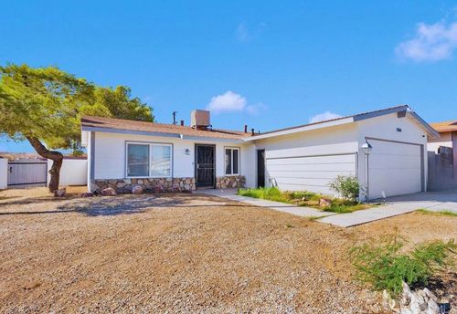 1940 Forane St, Barstow, CA, 92311-5717 | Card Image