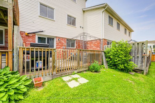 83 Corey Cir, Condo with 3 bedrooms, 3 bathrooms and 1 parking in Georgetown ON | Image 47