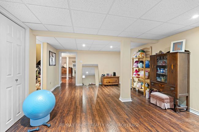 86 Kidd Dr, House other with 4 bedrooms, 3 bathrooms and 4 parking in Amherstview ON | Image 35