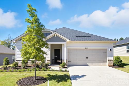2023 Merida St, Charlotte, NC, 28214-7017 | Card Image