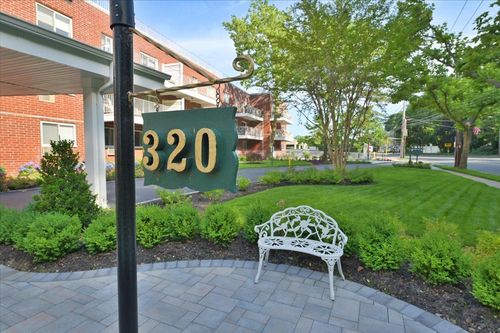 apt-10c-320 E Shore Rd, Great Neck, NY, 11023-1735 | Card Image