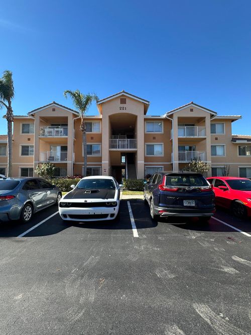 305-221 Sw Palm Dr, Port St. Lucie, FL, 34986-1932 | Card Image