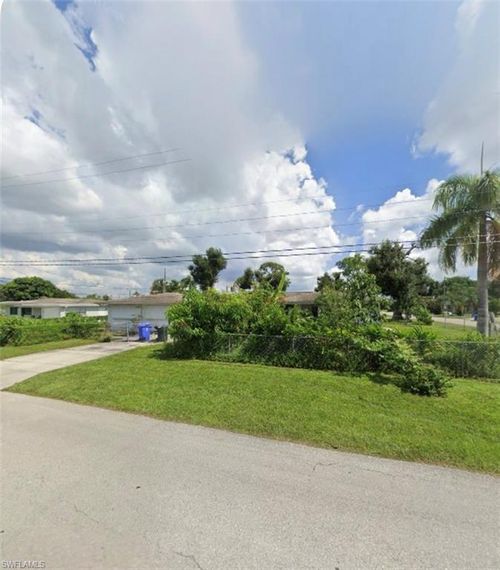 3735 Kelly St, FORT MYERS, FL, 33901-7932 | Card Image