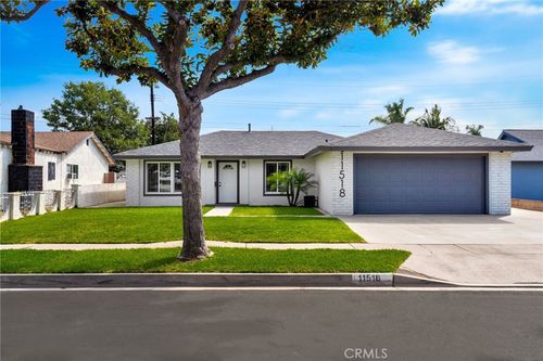 11518 1st Ave, Whittier, CA, 90604-3621 | Card Image