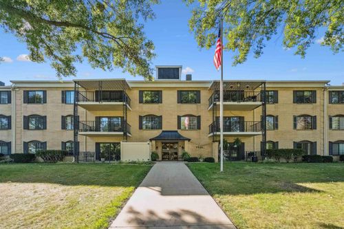 apt-202-1925 Westchester Rd, Waterloo, IA, 50701-4522 | Card Image
