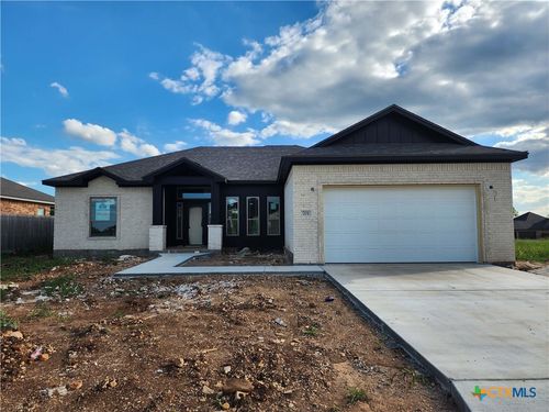 701 Golden Eagle Dr, Salado, TX, 76571-6680 | Card Image