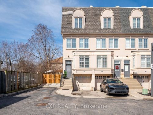4-2351 Lakeshore Rd W, Oakville, ON, L6L1H4 | Card Image