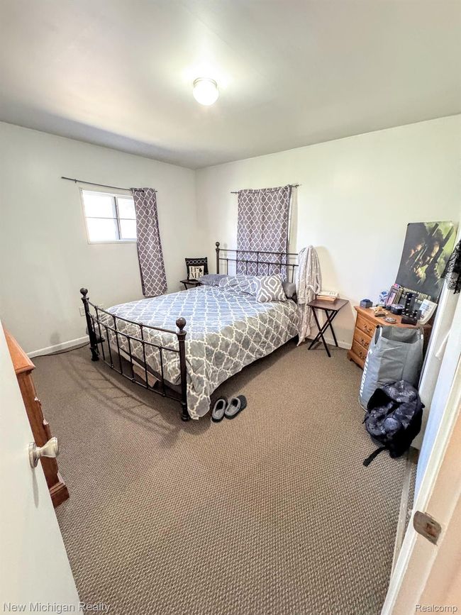 3302 Newton Rd, House other with 3 bedrooms, 2 bathrooms and null parking in Commerce Township MI | Image 15