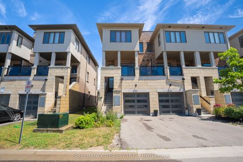 65-33 Donald Fleming Way, Whitby, ON, L1R0N8 | Card Image