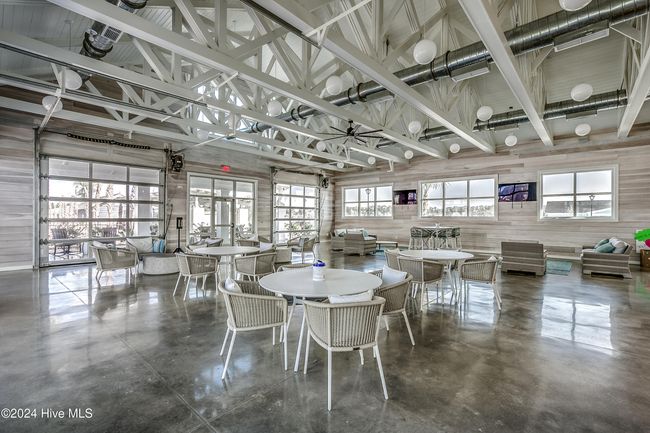 Clubhouse | Image 41