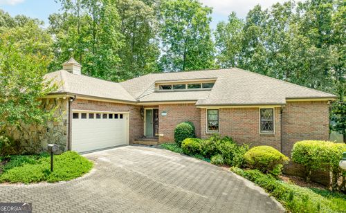 1919 Lake Lucerne Way Sw, Lilburn, GA, 30047-4627 | Card Image
