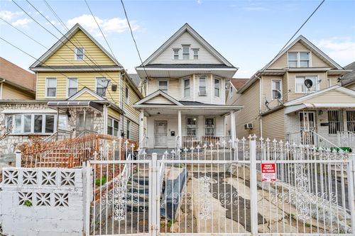 9517 125th St, South Richmond Hill, NY, 11419-1436 | Card Image