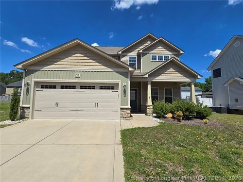 1735 Cherry Point Dr, Fayetteville, NC, 28306-8867 | Card Image