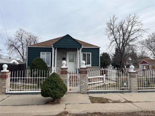 4950 Steele St, Denver, CO, 80216-2535 | Card Image