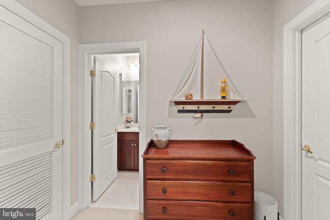 18985 Coreopsis Ter, Townhouse with 3 bedrooms, 4 bathrooms and null parking in LEESBURG VA | Image 72