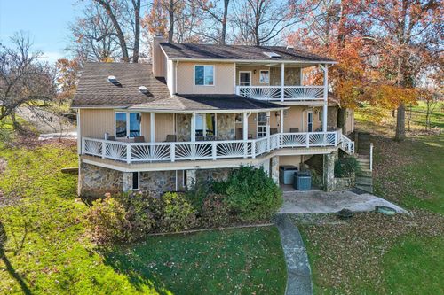 35 Harbor View Cir, Penhook, VA, 24137 | Card Image